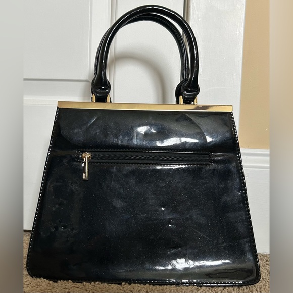 BLACK AND GOLD SPARTINA 449 PURSE - Picture 3 of 3